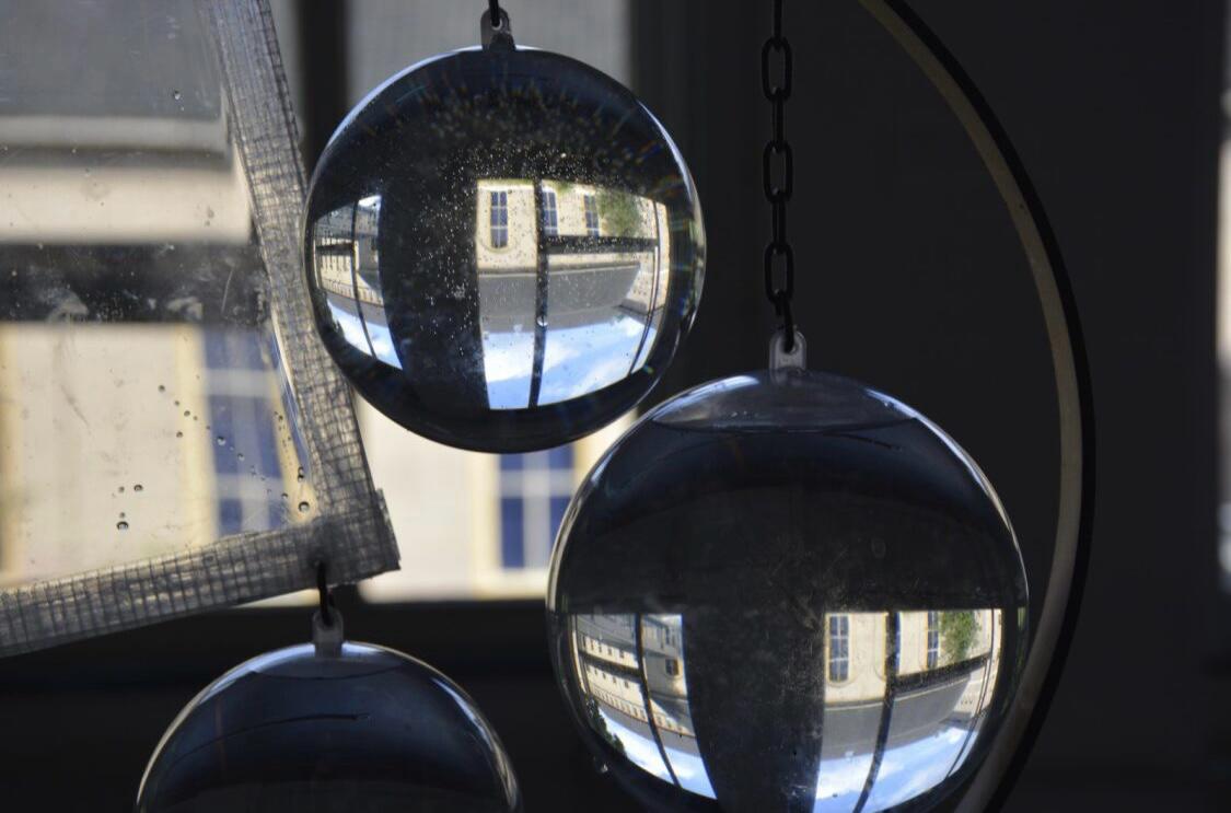 Floral arrangement with pink flowers